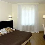 Hotel Serenella 3*