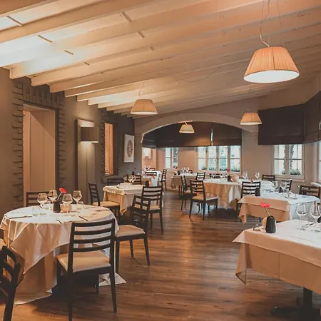 Serenella 3* באוונו