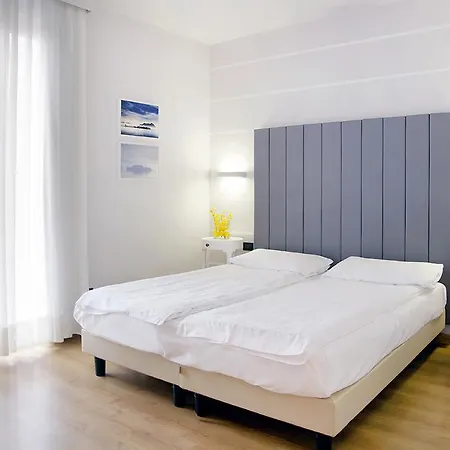 Serenella מלון באוונו