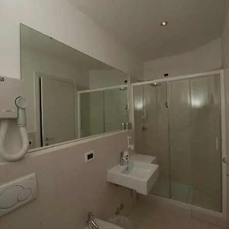 Hotel Serenella Baveno