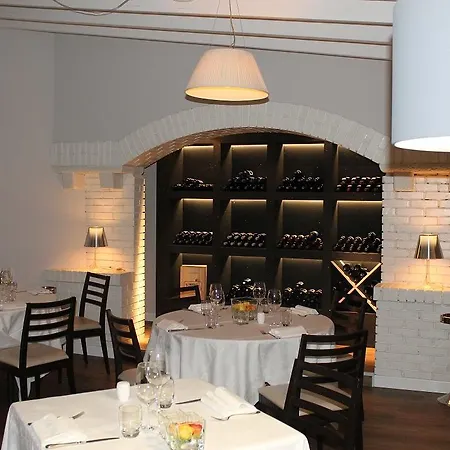 מלון Serenella באוונו